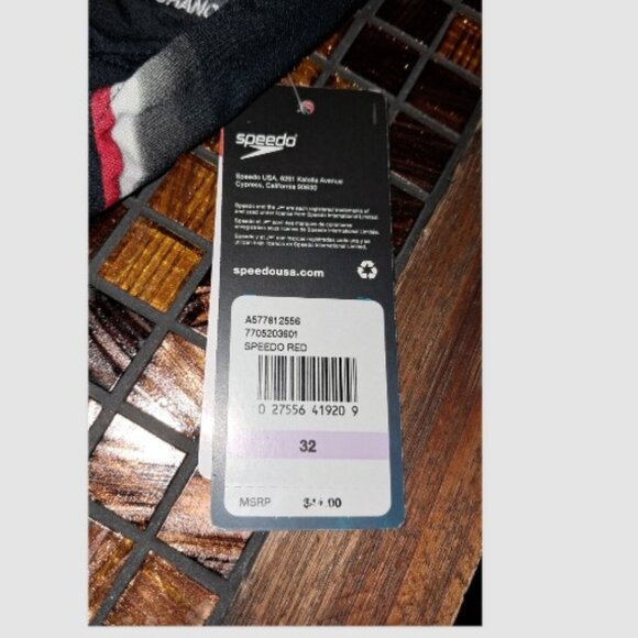 Speedo Speedo Endurance+ Infinite Pulse Brief size 32, new with tags - Picture 3 of 5